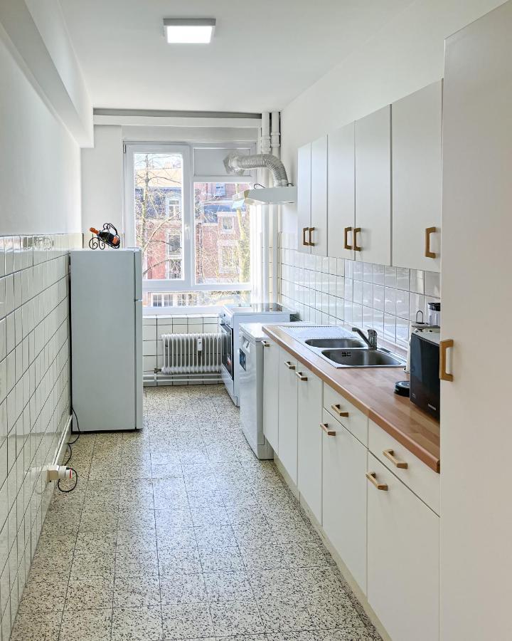 Cosy Two Bedroom Apartment In Брюссель Екстер'єр фото